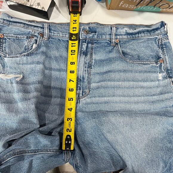 American Eagle Strigid Super High Rise Baggy Straight Denim Jean Shorts Size 18 - Picture 6 of 9